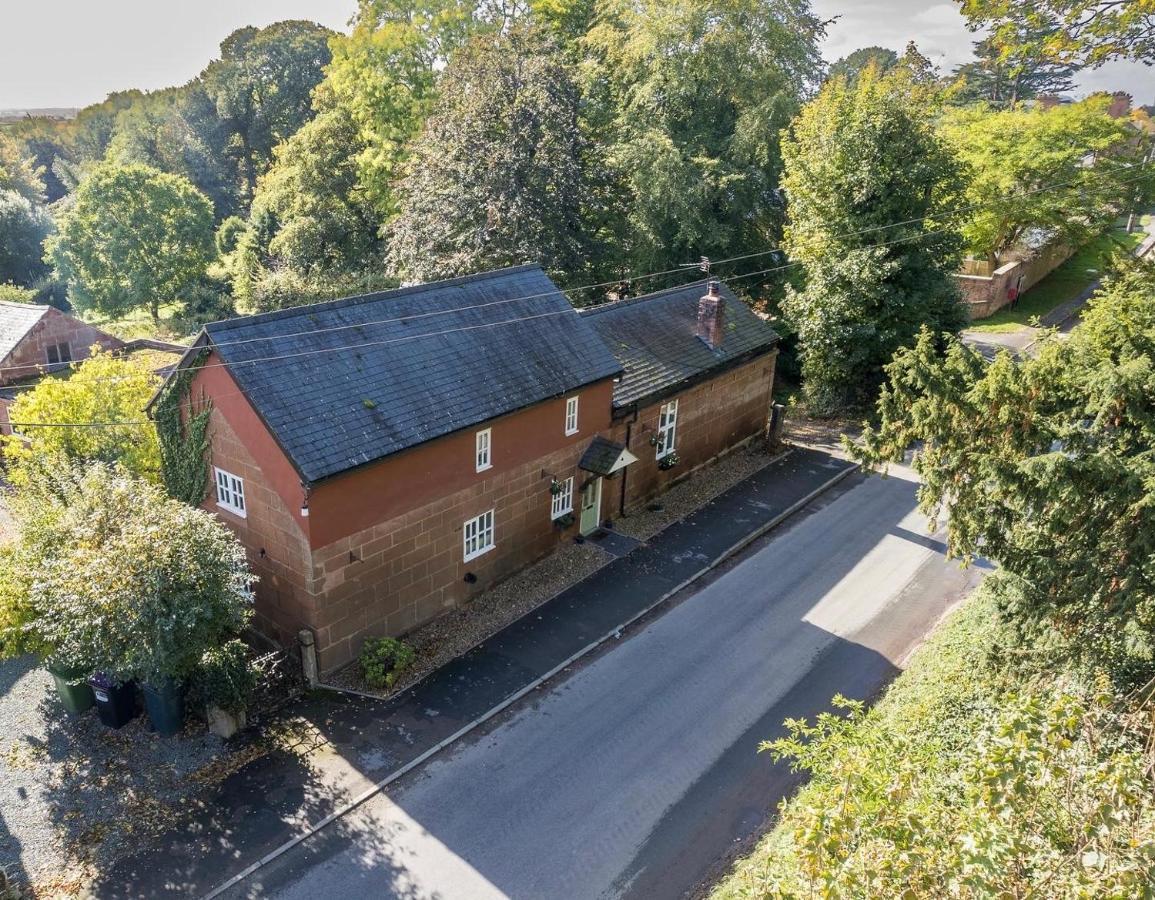 Pear Tree Cottage Courtyard Shrewsbury Dış mekan fotoğraf